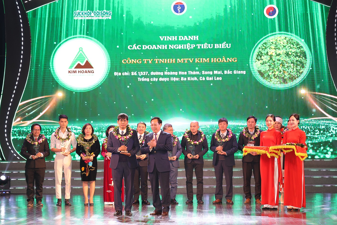 Kim Hoàng 15 năm xây dựng và phát triển